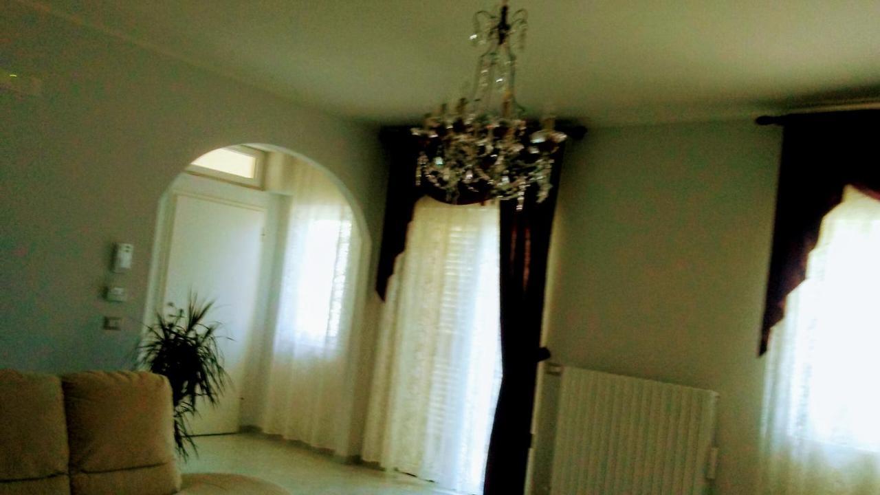 Hotel Casa di Tina Castellana Grotte Esterno foto