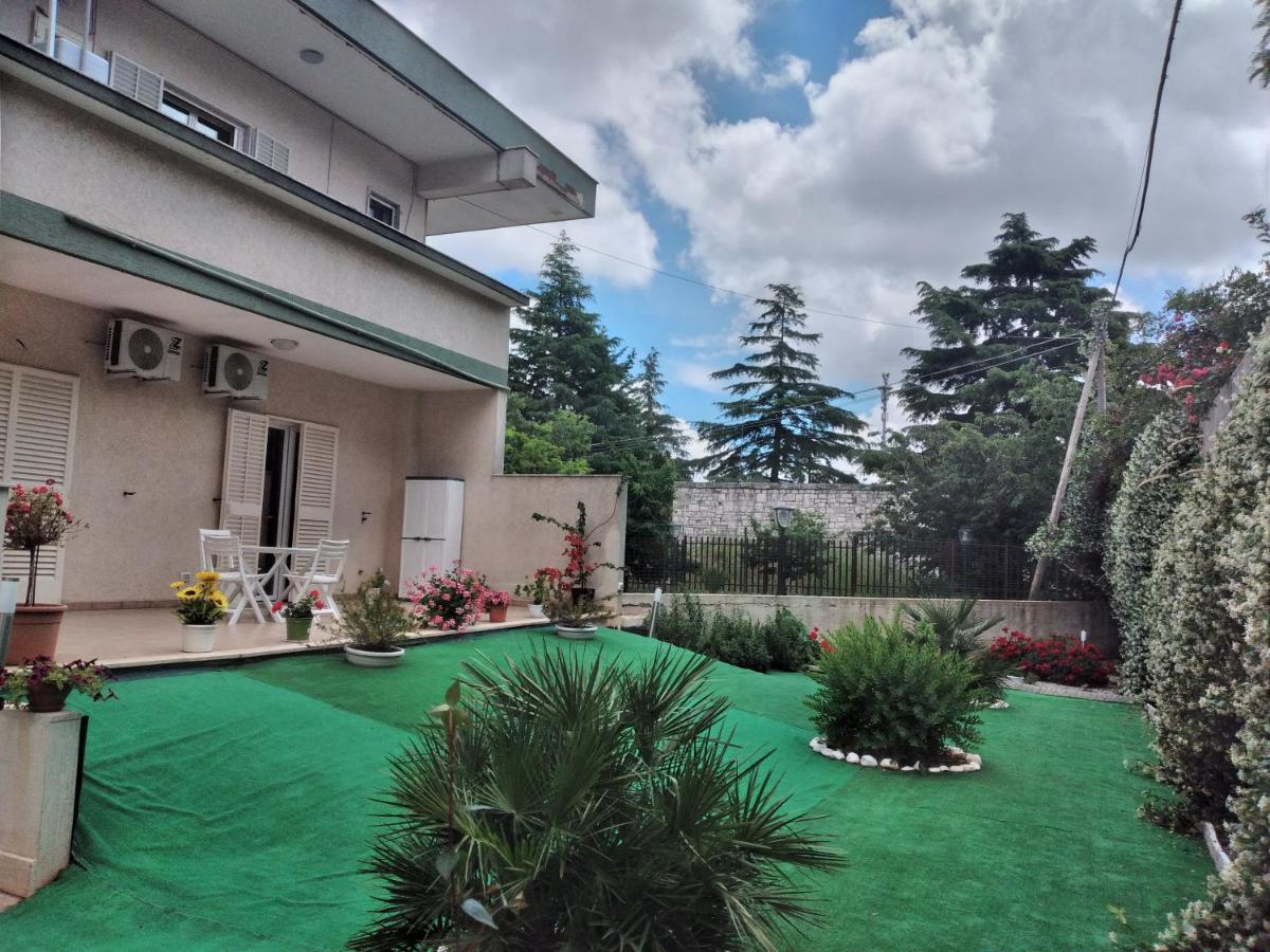Hotel Casa di Tina Castellana Grotte Esterno foto